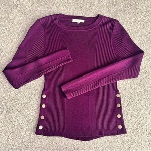 NWOT Hooked Up long sleeve sweater size large (juniors)